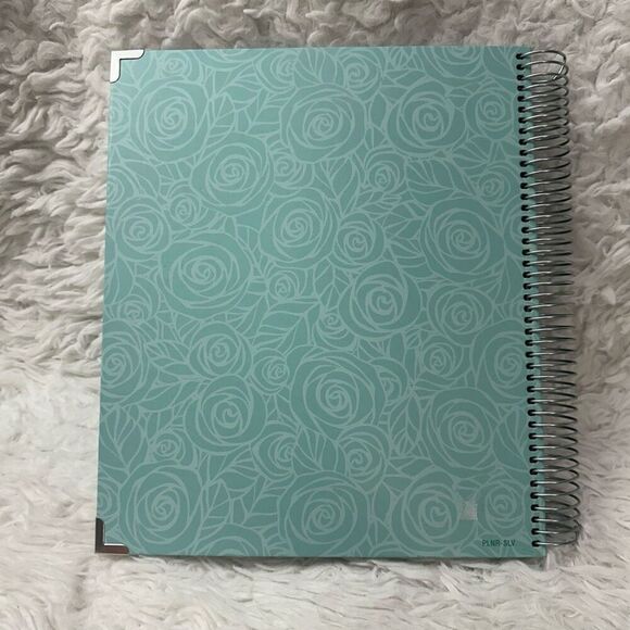 Wedding Planner 9x11 Hardcover Organizer for the Bride to Be NEW - Picture 6 of 10